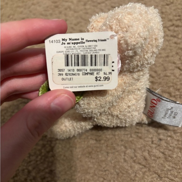 gotta getta gund bear With Rose - Picture 3 of 8